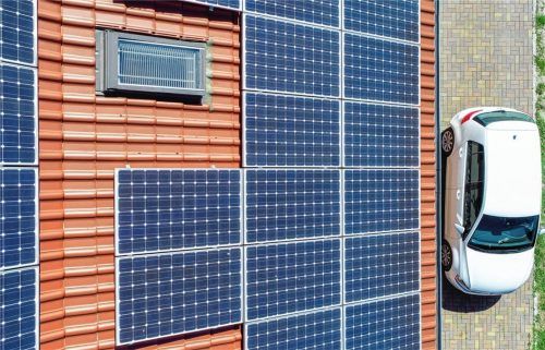 Kraft der Sonne: Rohrdorf will private Dächer zur Energiegewinnung nutzen.Foto picture alliance/dpa/Patrick Pleul