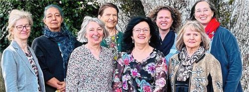 Nach den Neuwahlen: (von links) Christine Burmer-Hauk aus Rohrdorf, Sabine Schuler aus Schloßberg, Marianne Westner-Glier aus Traunstein, Evelyn Töpfer aus München, Ingrid Meindl-Winkler aus Rosenheim, Uschi Gröppmeier aus Erding, Anne Attenberger aus München und Bettina Unger aus Brannenburg.Foto KFD