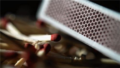 Um in eine andere Klinik zu kommen, in der sie sich wohlgefühlt hatte, legte eine Patientin (26) des Bezirksklinikums Gabersee im September 2020 ein Feuer in einem Damen-WC. Foto dpa