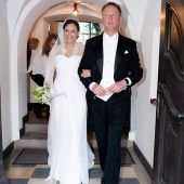 Prinz springt von fahrender Kutsche