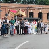250 Gläubige ziehen durch Kolbermoor