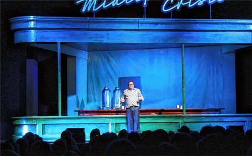 Auch so ein Comedian hat es nicht leicht: Paul Panzer sinniert über die Lächerlichkeit älterer Herren. Foto Schroeder