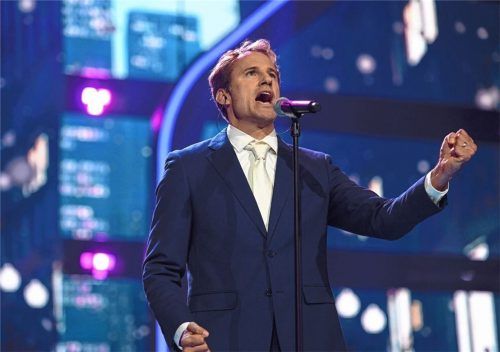 Ein Höhepunkt in seiner Karriere: Der „singende Pilot“ Roberto Padrevecchi hat an der neuen Sat.1-Show „All Together Now“ teilgenommen. Am heutigen Freitag ist sein Auftritt zu sehen.Foto  SAT.1/Julia Feldhagen