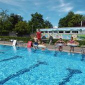 Darf die Feuerwehr gratis ins Freibad?