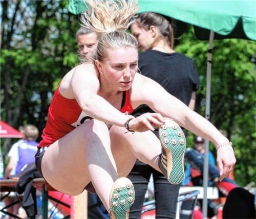 Franziska Aderbauer vom TSV Wasserburg siegte in Innsbruck im Weitsprung der Frauen.Foto Ludwig Stuffer