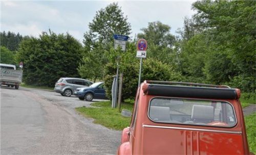 Immer wieder kommt es vor, dass geparkte Autos die Rettungswege blockieren.