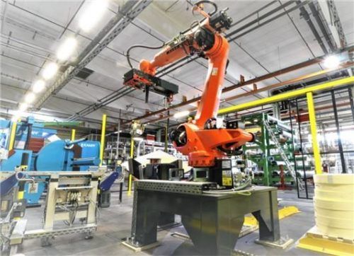 RKW setzt auf Automatisierung. Im Einsatz sind unter anderem Roboter.