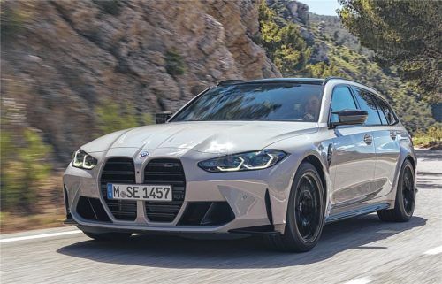 Stilistisch reflektiert der M3 Touring den aggressiven Auftritt der M3 Limousine. Das Dach ist serienmäßig schwarz lackiert. Foto AUM/BMW