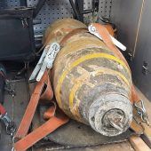 Experten entschärfen Fliegerbombe in Rohrdorf