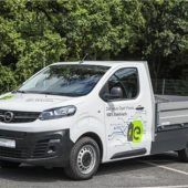 Opel Vivaro-e bekommt Pritsche