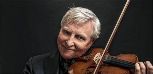 Arve Tellefsen spielt Werke von Grieg, Svendsen und Bull. Foto  Per Heimly