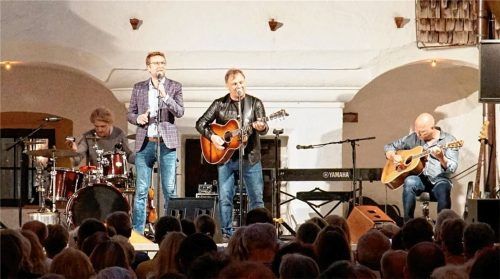 Beim Festival ist die Erfurter Coverband seit 2012 dabei: (von links) Ingo Kaiser, Guido Reuter, Michael Frank und Sebastian Fritzlar.Foto  v.Crailsheim