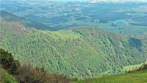 Beim Start am Hochfelln bietet sich den Gleitschirmpiloten ein grandioses Panorama.Foto Pele Faßbender