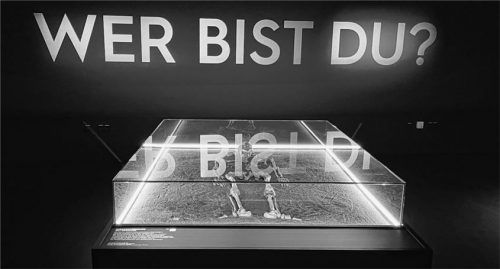 Das Skelett des Mannes von Neuessing ist in der Ausstellung „Eiszeit“ zu sehen.Foto VKR