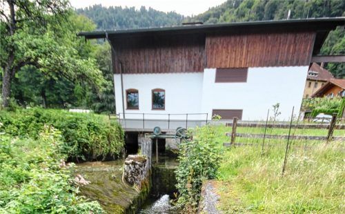 Das Wasserkraftwerk Mühlbach produziert den Strom für die Gemeindewerke seit Jahren zum Fixtarif. Doch das könnte sich nun ändern.Foto Schmidt