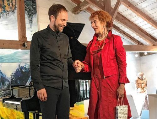 Der international arrivierte Solist und seine Gastgeberin Antje Tesche-Mentzen.Foto Prokop
