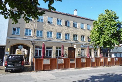 Die Gastronomie-Räumlichkeiten an der Rosenheimer Straße 8 in Kolbermoor bleiben erst einmal ungenutzt.