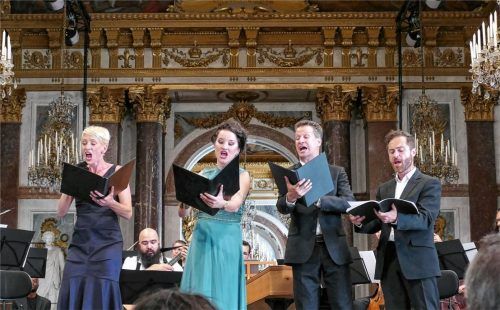 Höchst ausdrucksvoll sangen (von links) Julia Böhme, Anna Prohaska, Nikolay Borchev und Richard Resch, begleitet vom La Folia Barockorchester.Foto Janka