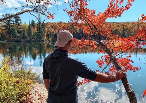 In den schönsten Tönen schwelgt die Natur im Herbst in Kanada. Foto Wikinger Reisen