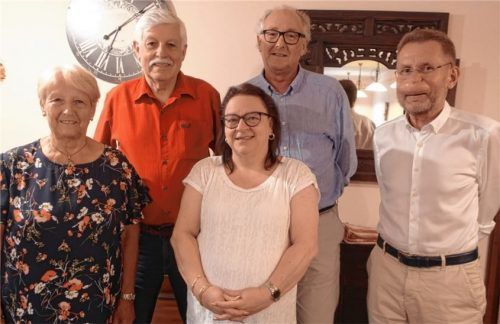 Nach den Neuwahlen: (von links) Zweite Vorsitzende Sieglinde Wunsam, Vorsitzender Franz Weiland, Schriftführerin Sieglinde Theiler, Schatzmeister Peter Kirmair und Museumsleiter Walter Leicht.Foto Wunsam