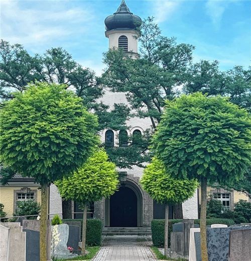 Nur auf dem alten Friedhof in der Von-Bippen-Straße gibt es ein Leichenhaus. Über eine Aussegnungshalle verfügen beide städtischen Friedhöfe. Foto  Gerlach