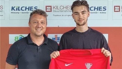 Philip Zech wechselt von den Münchner Löwen nach Bruckmühl. Foto SV Bruckmühl