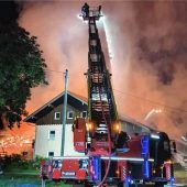 Kälber sterben in Flammenhölle