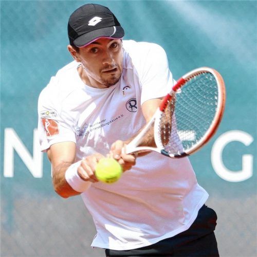 Während die heimischen Tennisklassen noch mitten in der Saison sind, ist die 1. Bundesliga frisch gestartet. Auf den TC 1860 Rosenheim mit Sebastian Ofner wartet am Sonntag um 11 Uhr das erste Heimspiel der neuen Saison gegen Aachen.Foto Wolfgang Fehrmann