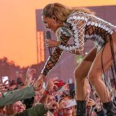 Helene lässt den Himmel leuchten