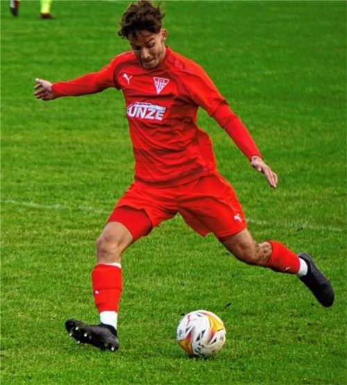 Andi Wechselberger erzielte in der 90. Minute das 3:0 für den SV Bruckmühl.Foto SV Bruckmühl