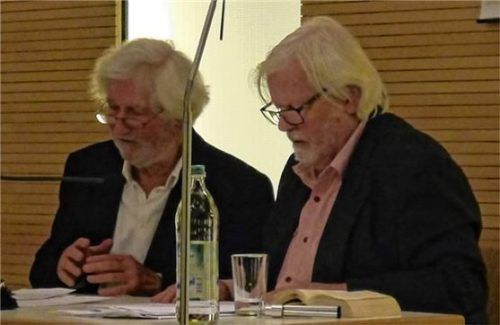 Bei einer gemeinsamen Lesung: Bernd Westermann (links) und Christian Doermer.
