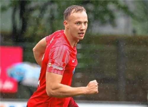 Den Blick nach vorne gerichtet: Janik Vieregg und Wasserburg wollen in Unterföhring punkten.Foto Butzhammer