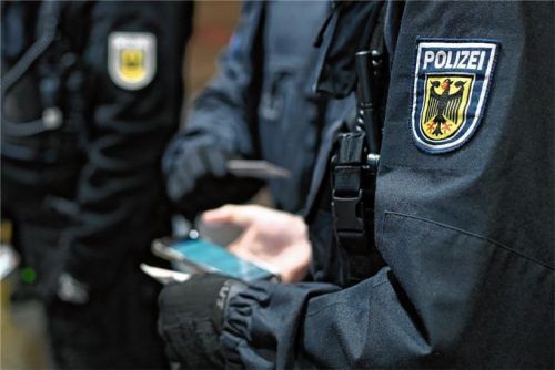 Die Kontrolle durch Bundespolizisten, bei der ein Rosenheimer seinen Ausweis nicht vorzeigen wollte, bildete den Ausgangspunkt für die Gerichtsverhandlung. Foto dpa