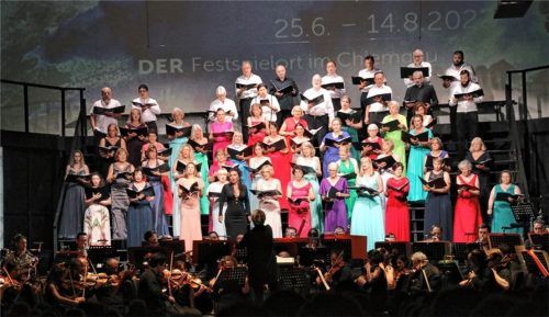 Ein „Finale Grande“ bescherten die Musiker des Immling Festivals im Festspielhaus. Foto Benekam