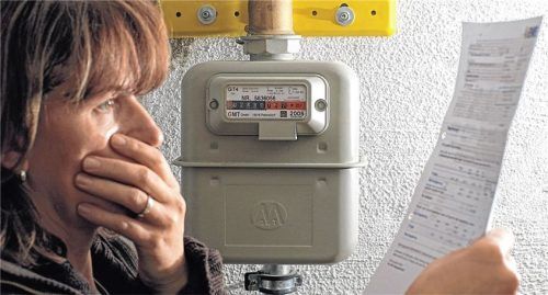 Entsetzen über den Gaspreis: Bayerische Wohnungsunternehmen fürchten, dass viele Mieter und Mieterinnen im Winter ihre Energiekosten nicht mehr zahlen können. Foto Patrick Pleul/dpa.