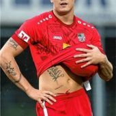 Den Pokal-Schwung mitgenommen