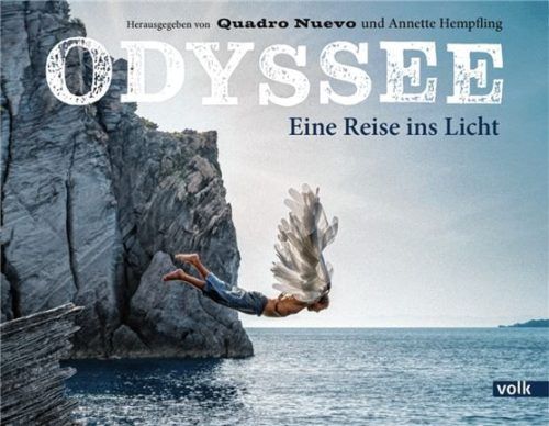 Quadro Nuevo und Annette Hempfling (Hg.), Odyssee – eine Reise ins Licht, Volk Verlag, 120 Seiten, ISBN 978-3-86222-428-9; 20 Euro.