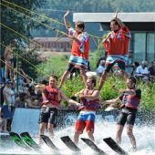 Beeindruckende Show auf dem Wasser