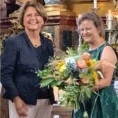 Geschäftsführerin rät den Absolventen: „Erobern Sie die Welt“