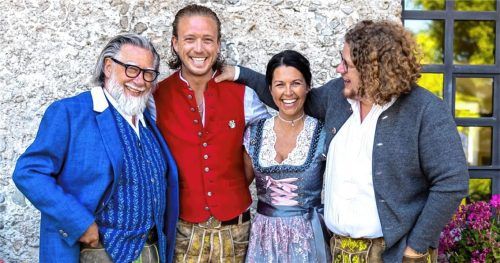 Team des Proseccostadls: (von links) Michael Fraenkel, Franz Stettner, Sylvia Schmidt und Max Fraenkel. Foto Stettner