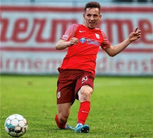 Wasserburgs Marko Dukic hatte im zweiten Durchgang zwei gute Möglichkeiten.Foto Christian Butzhammer