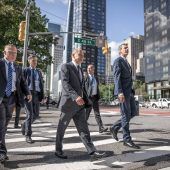 Der Kanzler auf der Welt-Krisensitzung