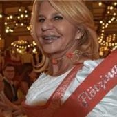 Marisas Rücken und ein Traber