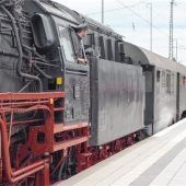 Historische Dampflok macht Halt in Rosenheim