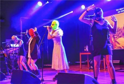 Die Performance ist wichtiger Teil des „Pussy Riot“-Auftritts.