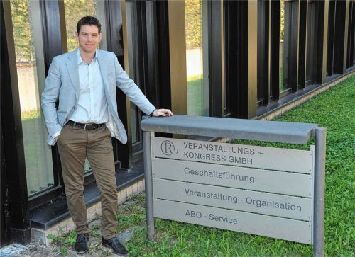 Hat viel vor: Florian Englert ist der neue Geschäftsführer der Veranstaltungs- und Kongress GmbH Rosenheim.Foto Schlecker