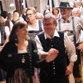 Nach zwei Jahren Corona-Pause die Münchner Française gemeistert