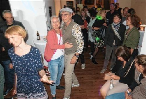 In der „Jeanseria“ wurde eifrig getanzt.