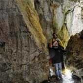 Mit Höhlenforscher ins Berginnere