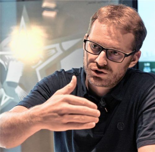 Starbulls-Vorstand Christian Hötzendorfer spricht im Interview mit der Sportredaktion über das Saisonziel, die Neuverpflichtungen und den Nachwuchs. Fotos Hans-Jürgen Ziegler